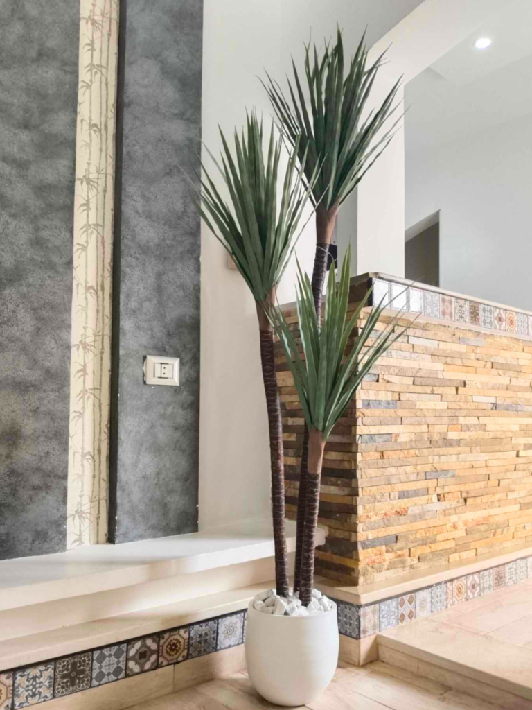 Yucca Artificiel Verre Et Marron H118 Sousse | Maisons Du Monde