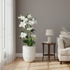 bouquet de fleurs de lys dans un pot en céramique